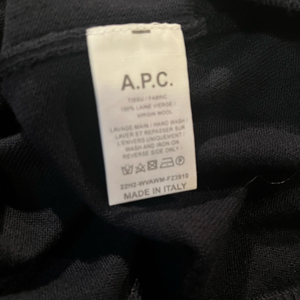 Women’s APC NWT navy turtleneck sweater - Picture 4 of 4